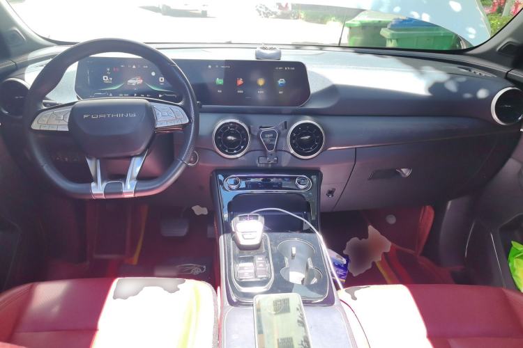 Used FORTHING T5 EVO 2021 1.5TD DCT Starry Edition Center Console