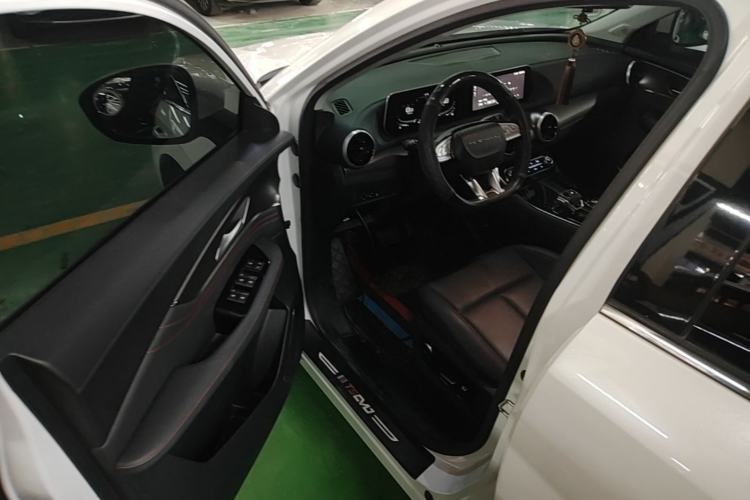 Used FORTHING T5 EVO 2021 1.5TD DCT Diamond Edition Driver Seat