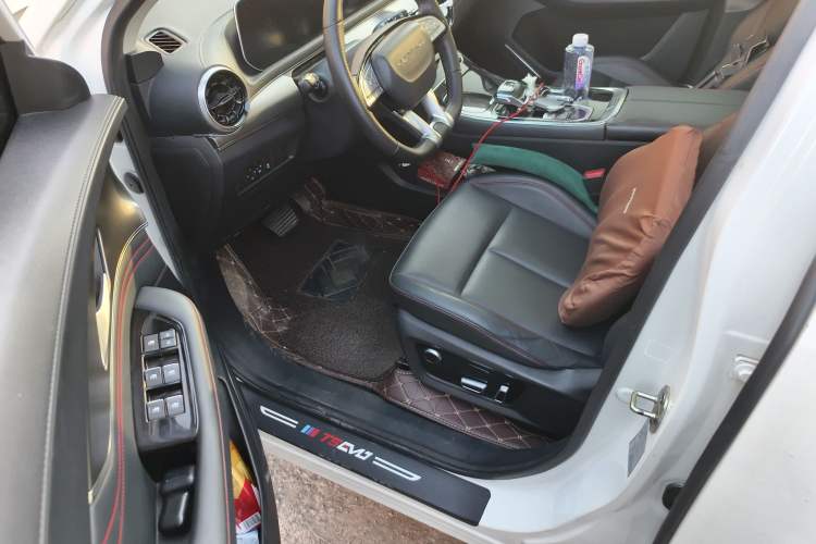 Used FORTHING T5 EVO 2021 1.5TD DCT Diamond Edition Driver Seat