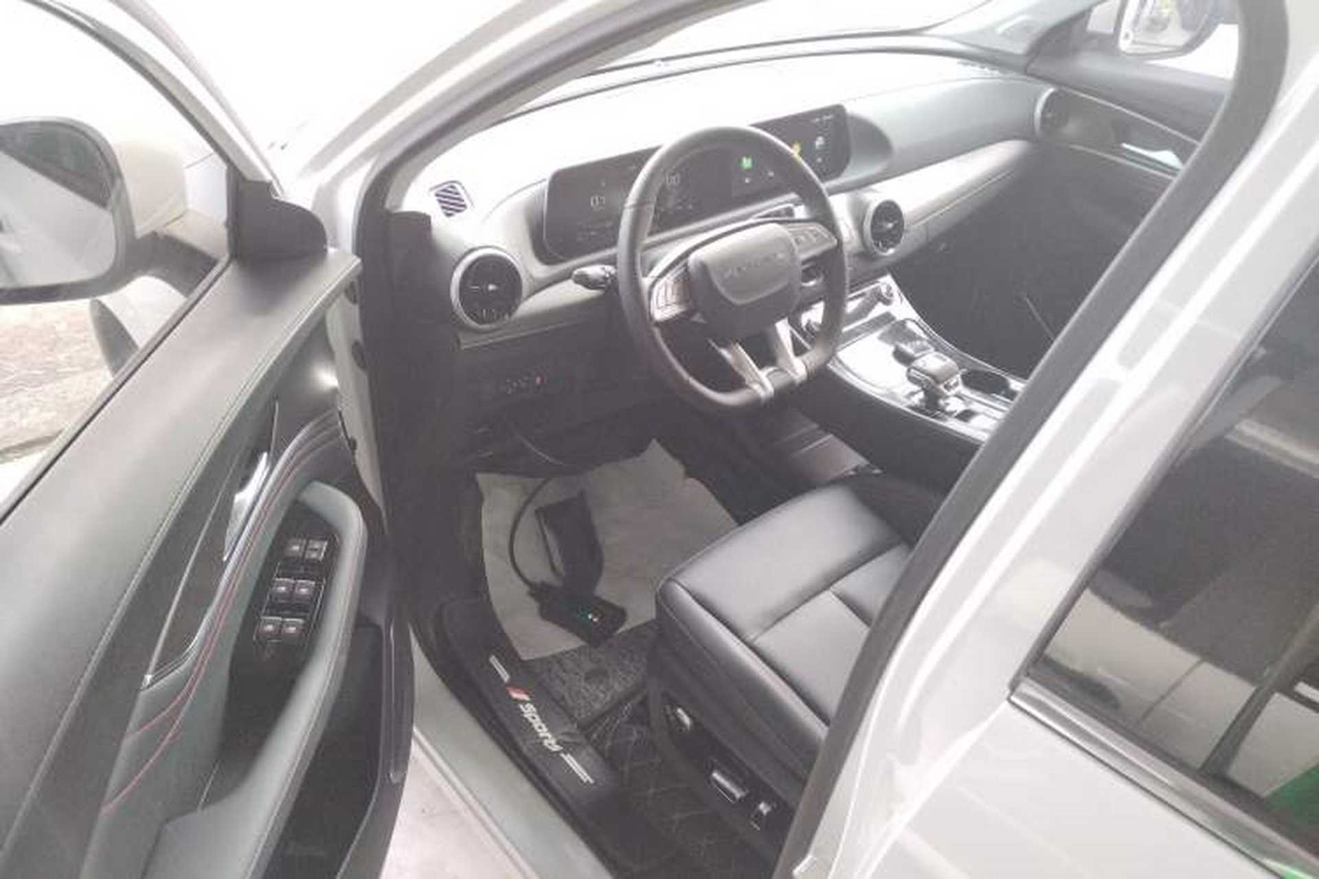 Used FORTHING T5 EVO 2021 1.5TD DCT Diamond Edition Driver Seat