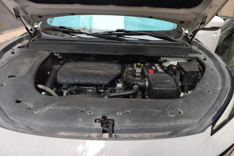 Used FORTHING T5 EVO 2021 1.5TD DCT Diamond Edition Engine Bay