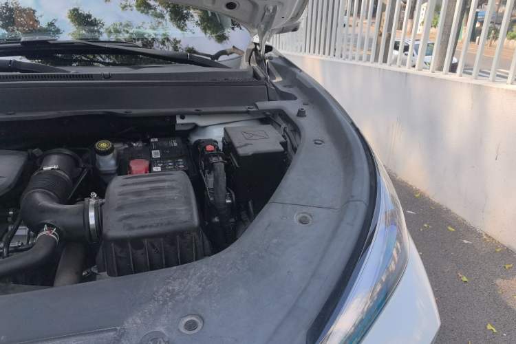 Used FORTHING T5 EVO 2021 1.5TD DCT Starry Edition Engine Bay Left