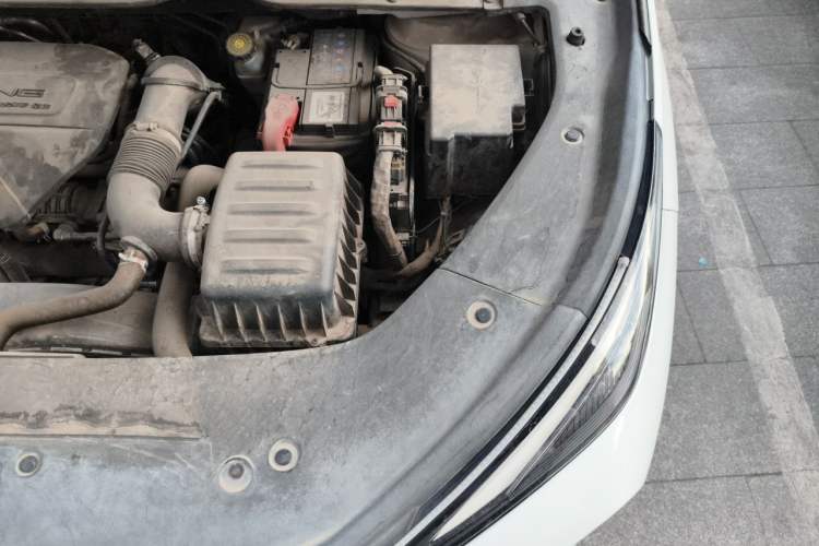 Used FORTHING T5 EVO 2021 1.5TD DCT Starry Edition Engine Bay Left