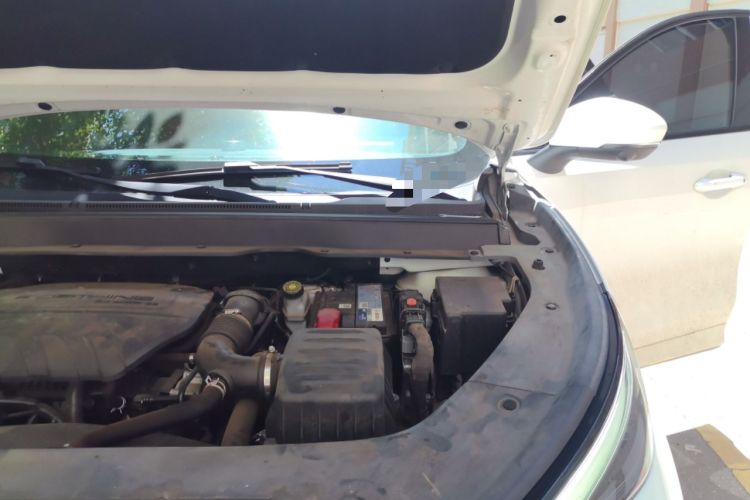 Used FORTHING T5 EVO 2021 1.5TD DCT Starry Edition Engine Bay Left