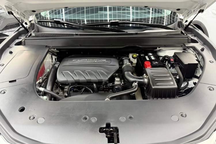 Used FORTHING T5 EVO 2021 1.5TD DCT Diamond Edition Engine Bay