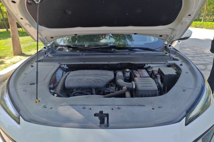 Used FORTHING T5 EVO 2021 1.5TD DCT Diamond Edition Engine Bay