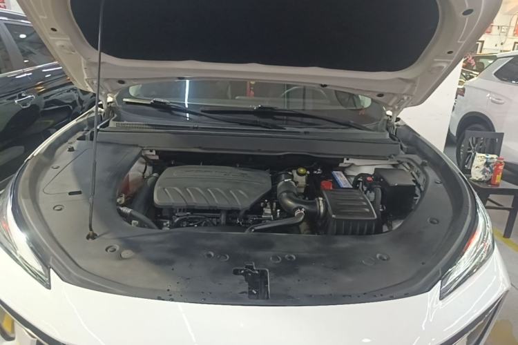 Used FORTHING T5 EVO 2021 1.5TD DCT Diamond Edition Engine Bay