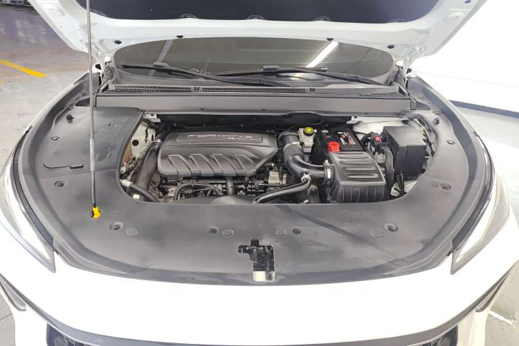 Used FORTHING T5 EVO 2021 1.5TD DCT Starry Edition Engine Bay