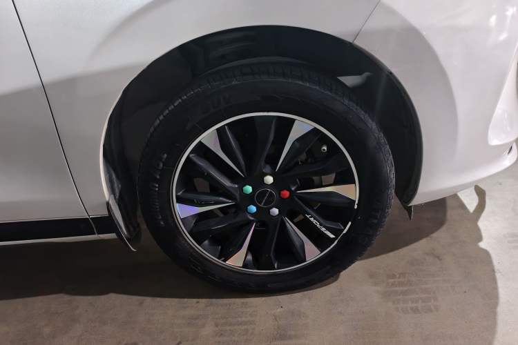 Used FORTHING T5 EVO 2021 1.5TD DCT Platinum Edition Exterior 5