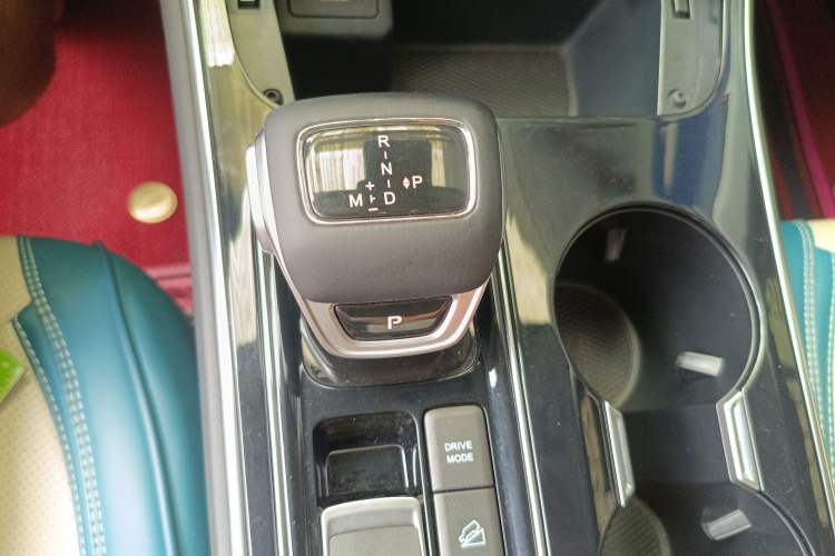 Used FORTHING T5 EVO 2021 1.5TD DCT Diamond Edition Gear Lever