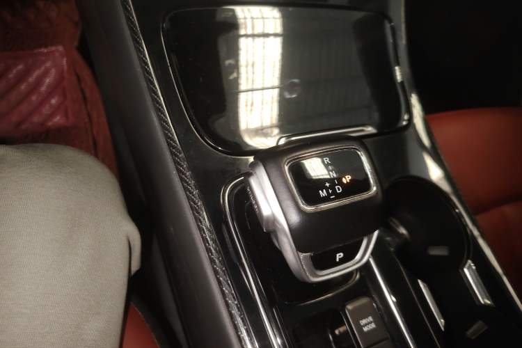 Used FORTHING T5 EVO 2021 1.5TD DCT Starry Edition Gear Lever