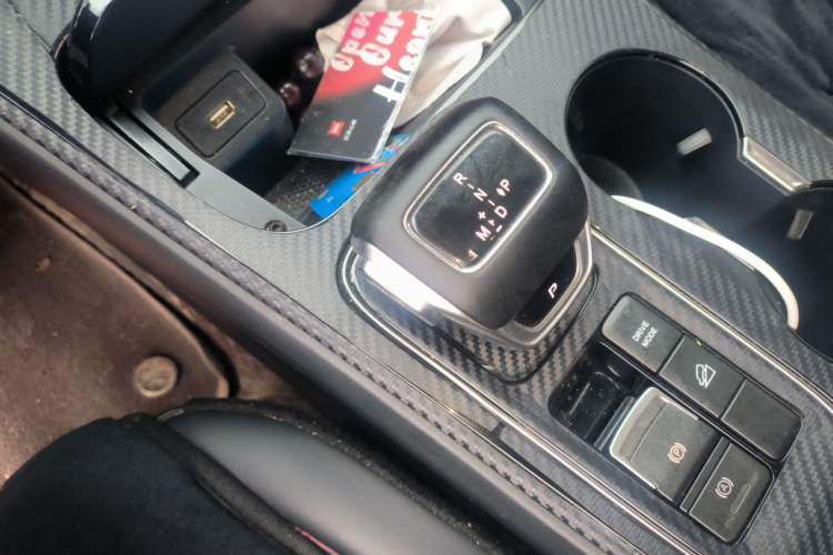 Used FORTHING T5 EVO 2021 1.5TD DCT Diamond Edition Gear Lever