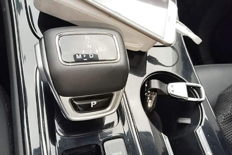 Used FORTHING T5 EVO 2021 1.5TD DCT Diamond Edition Gear Lever