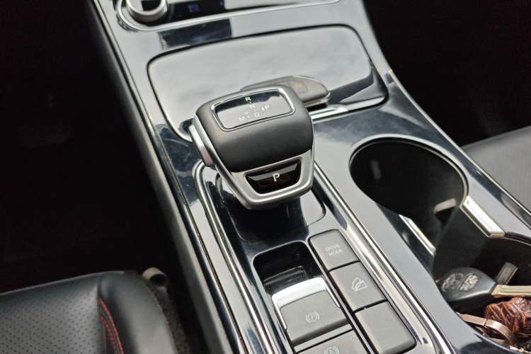 Used FORTHING T5 EVO 2021 1.5TD DCT Diamond Edition Gear Lever