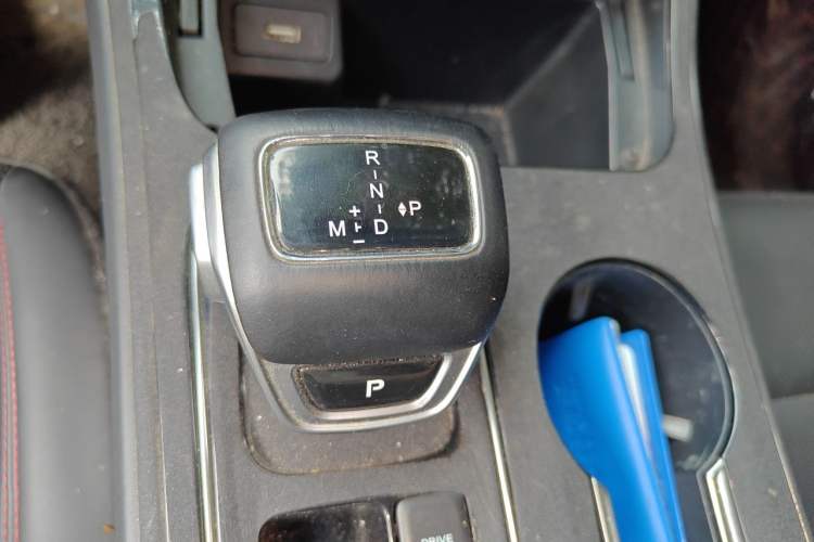 Used FORTHING T5 EVO 2021 1.5TD DCT Platinum Edition Gear Lever