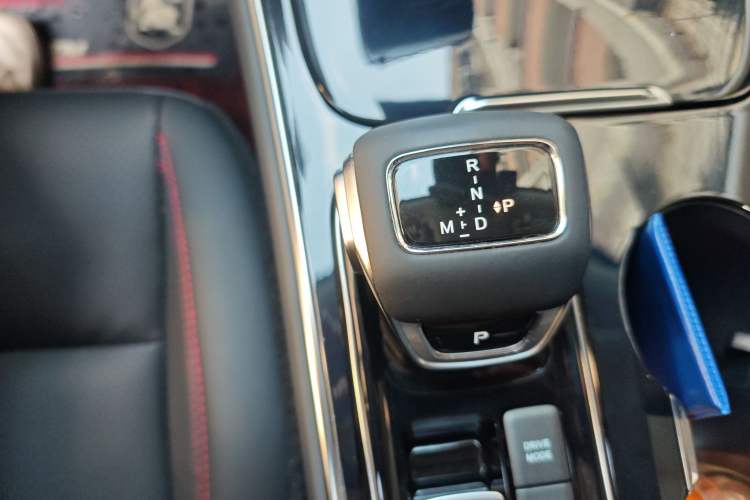 Used FORTHING T5 EVO 2021 1.5TD DCT Diamond Edition Gear Lever