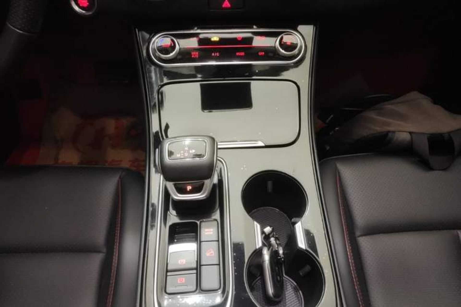 Used FORTHING T5 EVO 2021 1.5TD DCT Diamond Edition Gear Lever