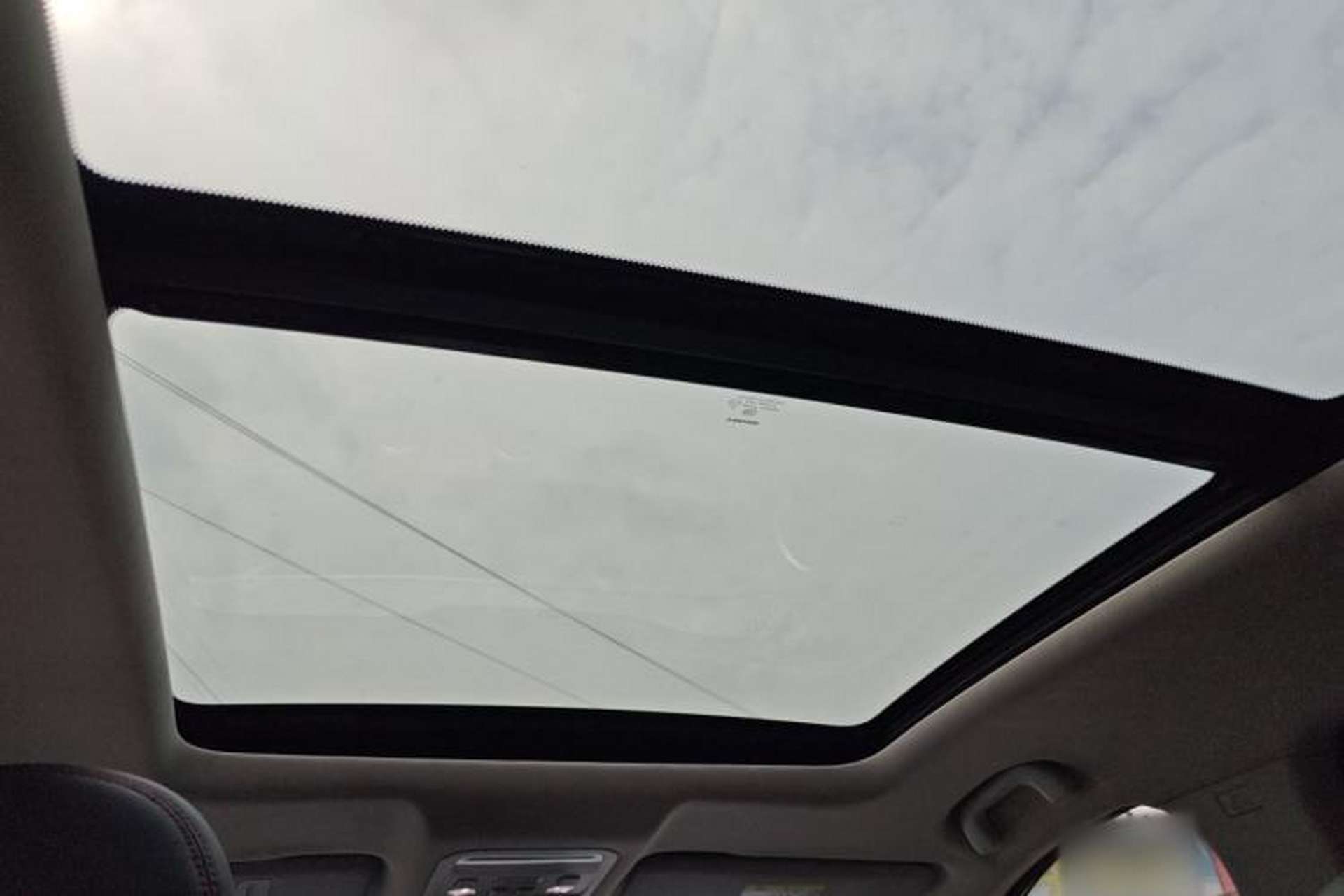 Used FORTHING T5 EVO 2021 1.5TD DCT Diamond Edition Headliner