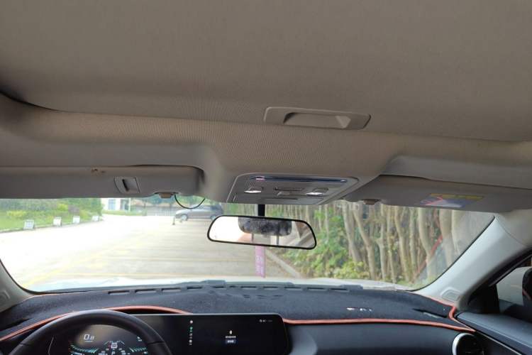 Used FORTHING T5 EVO 2021 1.5TD DCT Platinum Edition Headliner