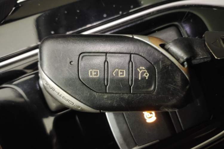Used FORTHING T5 EVO 2021 1.5TD DCT Diamond Edition Interior 1