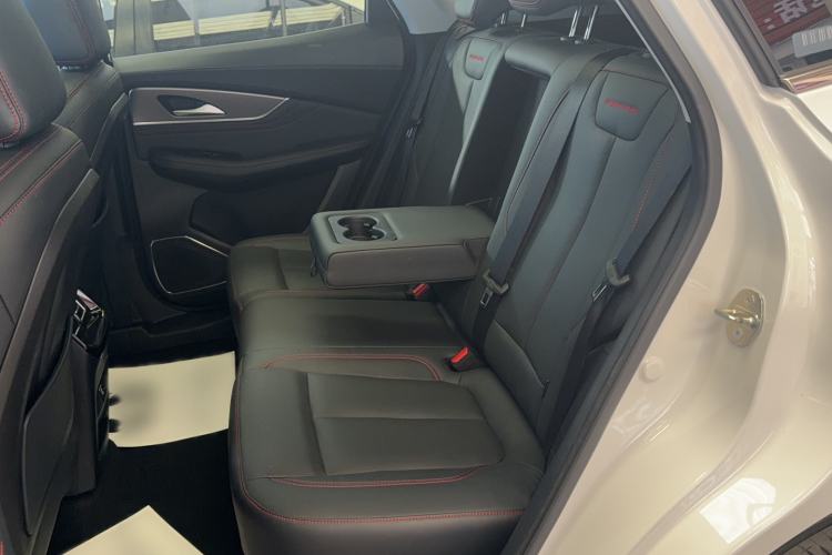 Used FORTHING T5 EVO 2021 1.5TD DCT Diamond Edition Interior 1