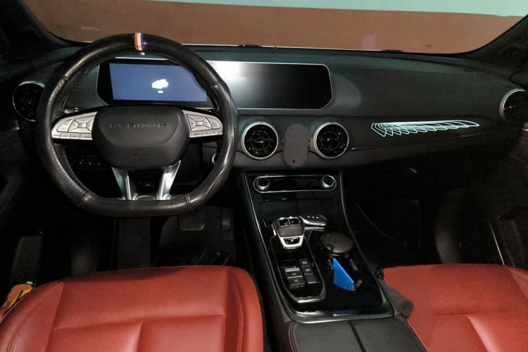 Used FORTHING T5 EVO 2021 1.5TD DCT Starry Edition Interior 2