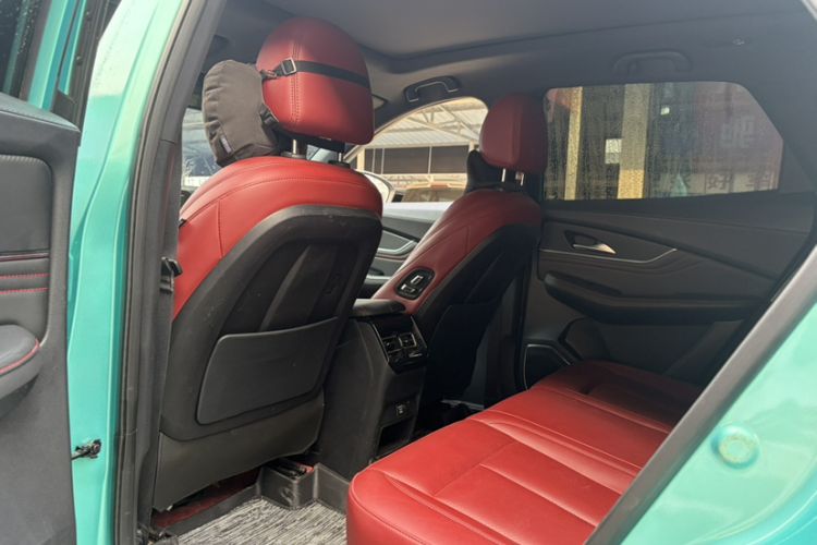 Used FORTHING T5 EVO 2021 1.5TD DCT Starry Edition Interior 3