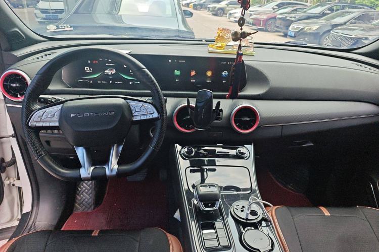Used FORTHING T5 EVO 2021 1.5TD DCT Starry Edition Interior 3
