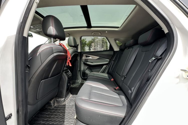 Used FORTHING T5 EVO 2021 1.5TD DCT Diamond Edition Interior 4