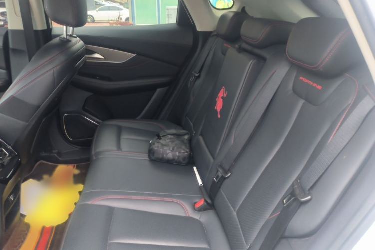 Used FORTHING T5 EVO 2021 1.5TD DCT Diamond Edition Interior 4