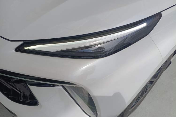 Used FORTHING T5 EVO 2021 1.5TD DCT Diamond Edition Left Front Headlight