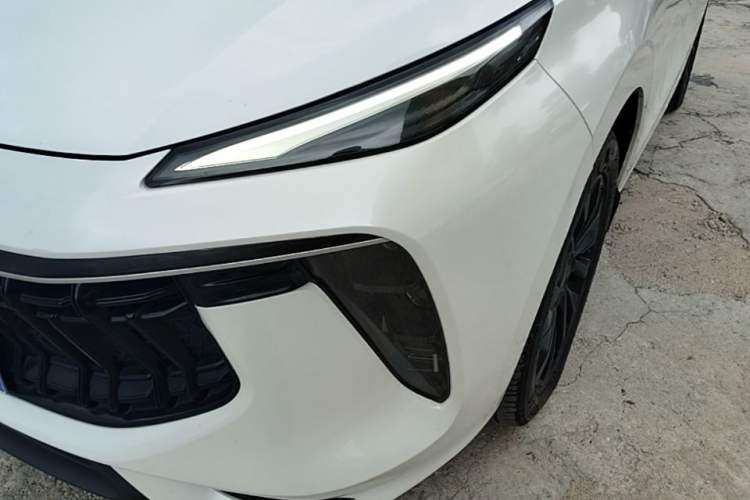 Used FORTHING T5 EVO 2021 1.5TD DCT Diamond Edition Left Front Headlight