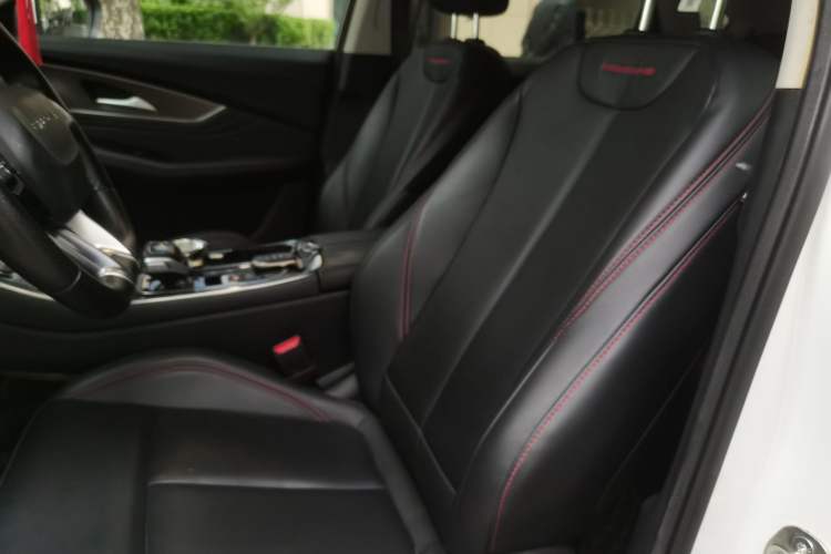 Used FORTHING T5 EVO 2021 1.5TD DCT Diamond Edition Left Front Seat