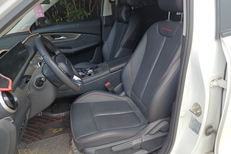 Used FORTHING T5 EVO 2021 1.5TD DCT Platinum Edition Left Front Seat