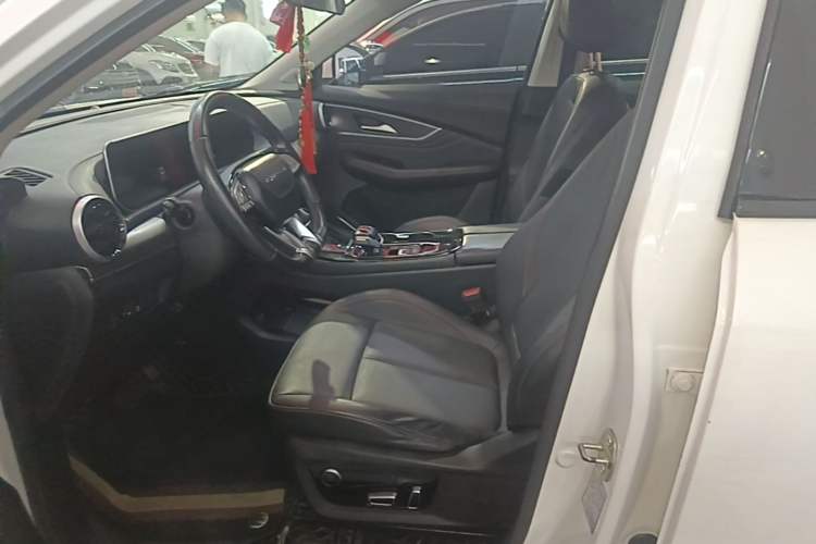 Used FORTHING T5 EVO 2021 1.5TD DCT Diamond Edition Left Front Seat
