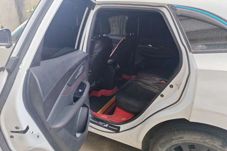 Used FORTHING T5 EVO 2021 1.5TD DCT Glory Edition Left Rear Seat