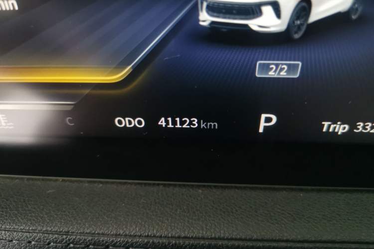 Used FORTHING T5 EVO 2021 1.5TD DCT Glory Edition Odometer Close Up