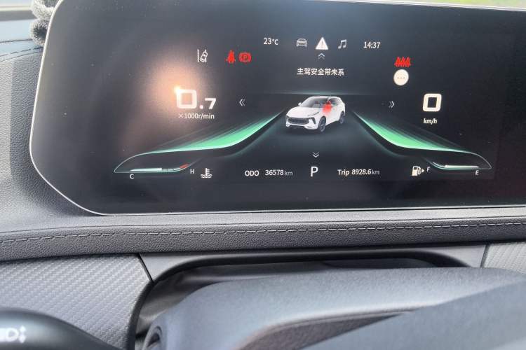 Used FORTHING T5 EVO 2021 1.5TD DCT Starry Edition Odometer Close Up