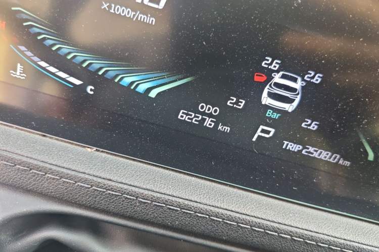 Used FORTHING T5 EVO 2021 1.5TD DCT Diamond Edition Odometer Close Up