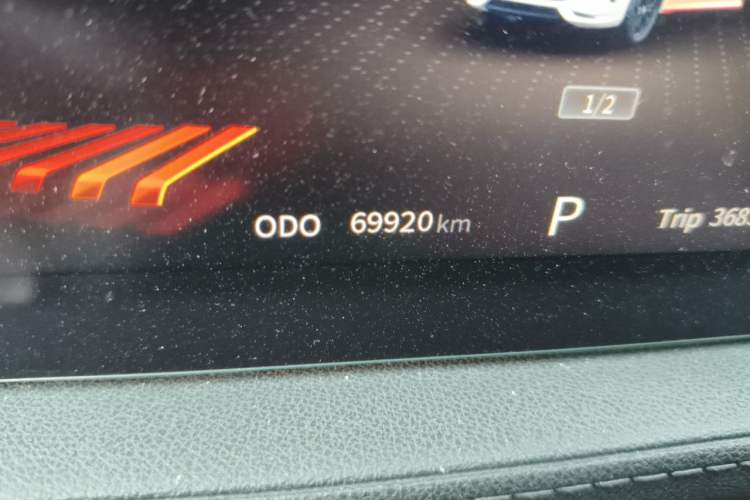 Used FORTHING T5 EVO 2021 1.5TD DCT Starry Edition Odometer Close Up