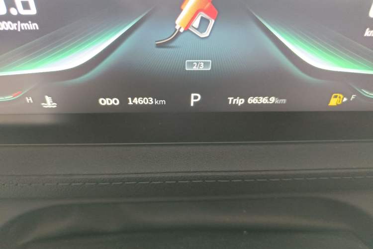 Used FORTHING T5 EVO 2021 1.5TD DCT Starry Edition Odometer Close Up