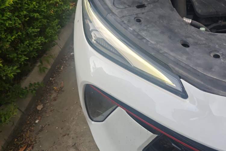 Used FORTHING T5 EVO 2021 1.5TD DCT Diamond Edition Right Front Headlight