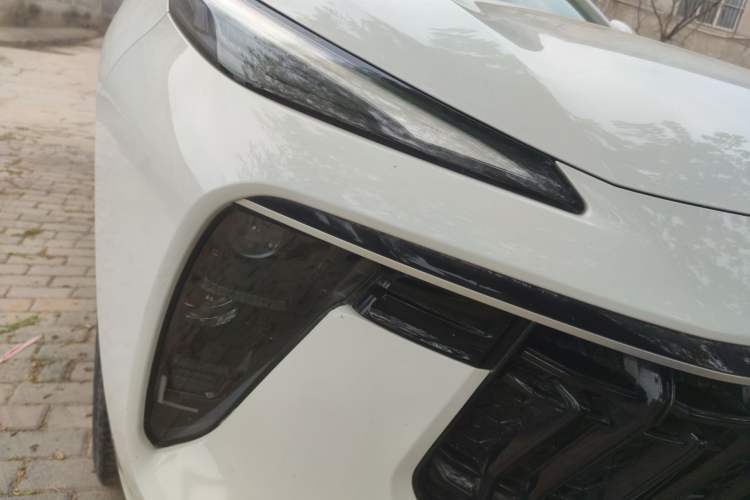 Used FORTHING T5 EVO 2021 1.5TD DCT Diamond Edition Right Front Headlight