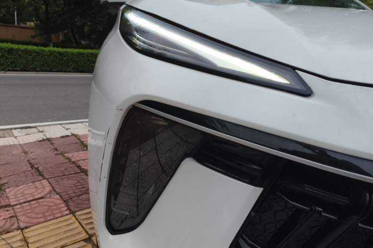 Used FORTHING T5 EVO 2021 1.5TD DCT Starry Edition Right Front Headlight