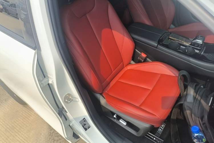 Used FORTHING T5 EVO 2021 1.5TD DCT Starry Edition Right Front Seat