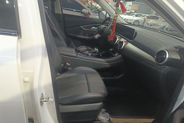 Used FORTHING T5 EVO 2021 1.5TD DCT Diamond Edition Right Front Seat