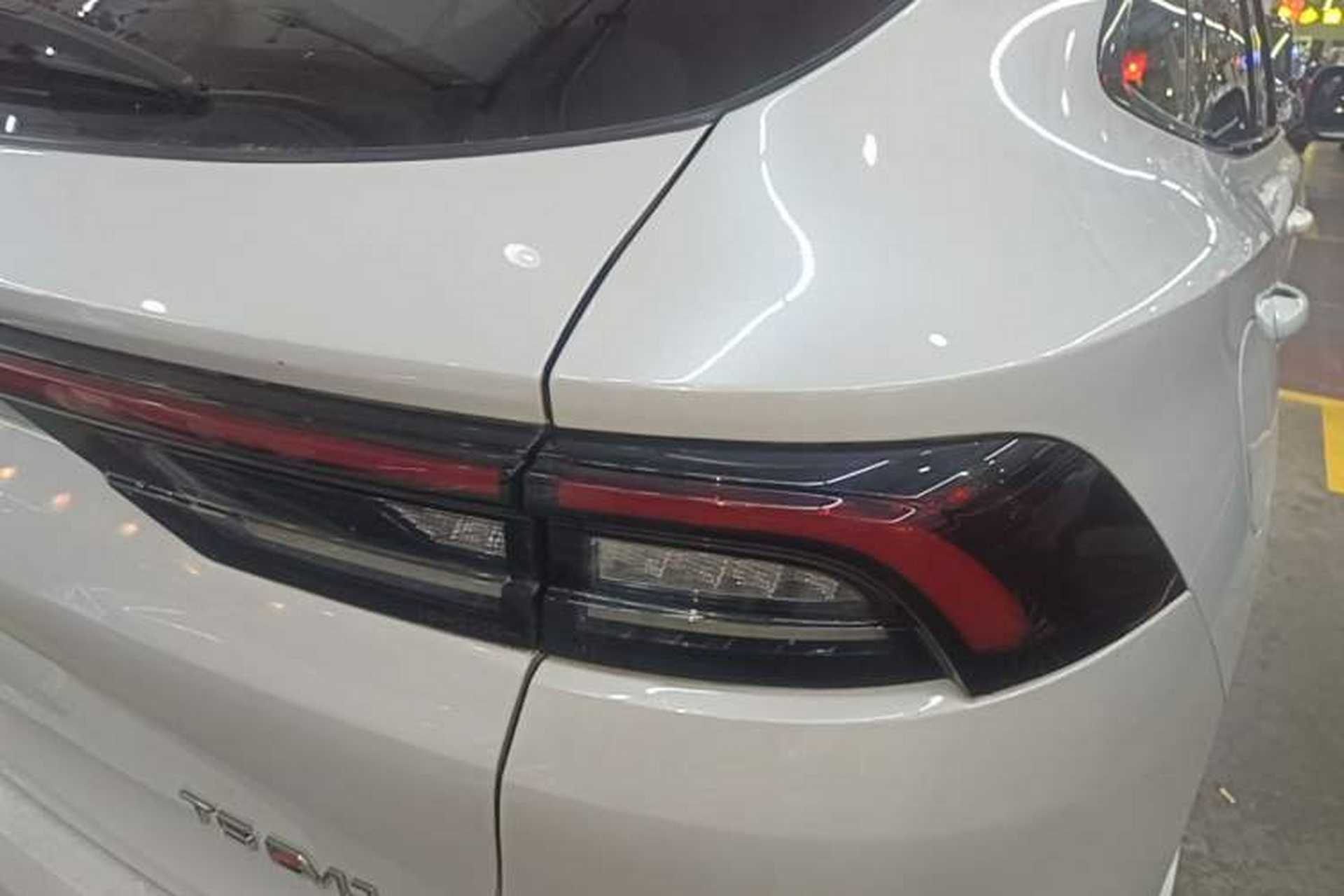 Used FORTHING T5 EVO 2021 1.5TD DCT Diamond Edition Right Rear Taillight