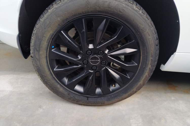 Used FORTHING T5 EVO 2021 1.5TD DCT Diamond Edition Right Rear Wheel Hub