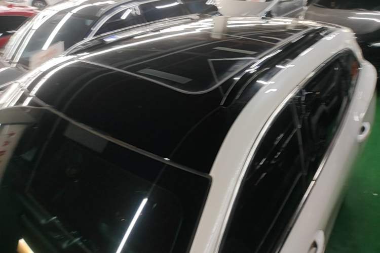 Used FORTHING T5 EVO 2021 1.5TD DCT Diamond Edition Roof