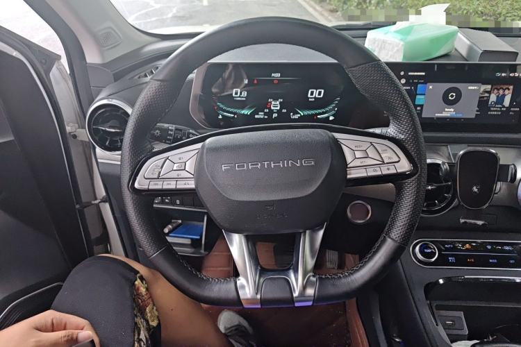 Used FORTHING T5 EVO 2021 1.5TD DCT Diamond Edition Steering Wheel